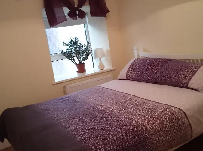 11 Malin Street, Noreens Place Carndonagh